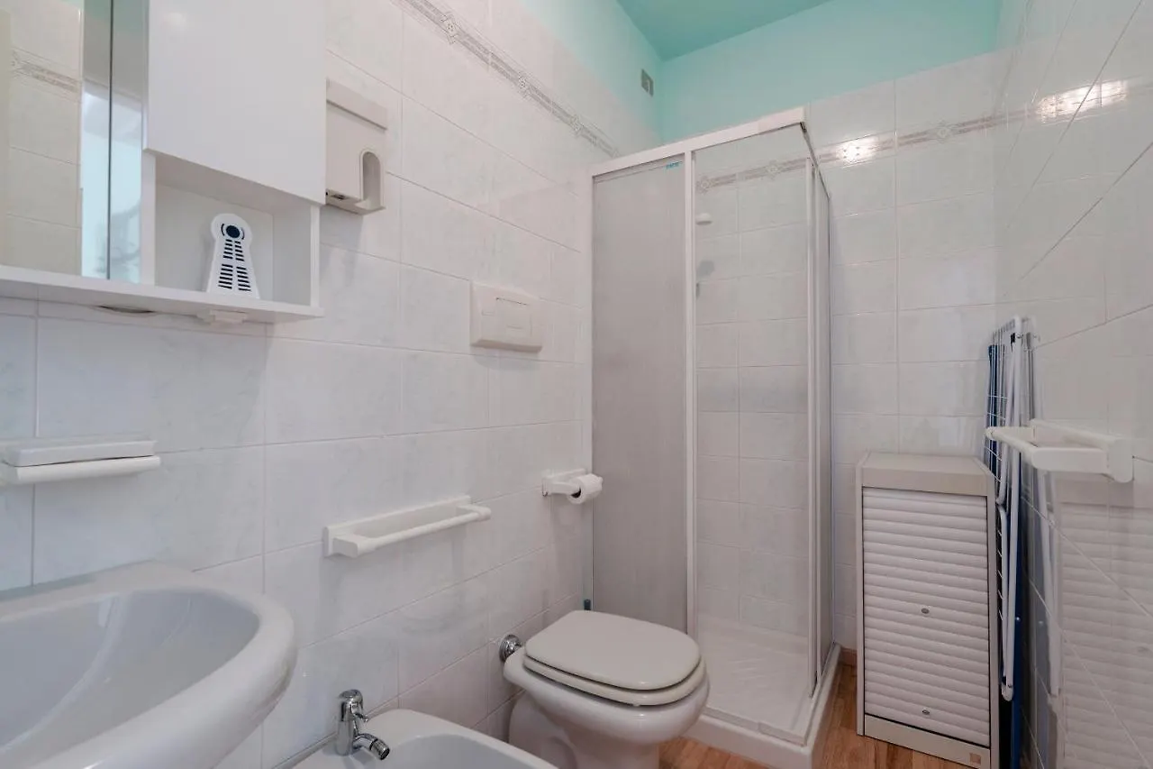Azzurra Suite - Monolocale Con Piscina E Wifi Sirmione Italie