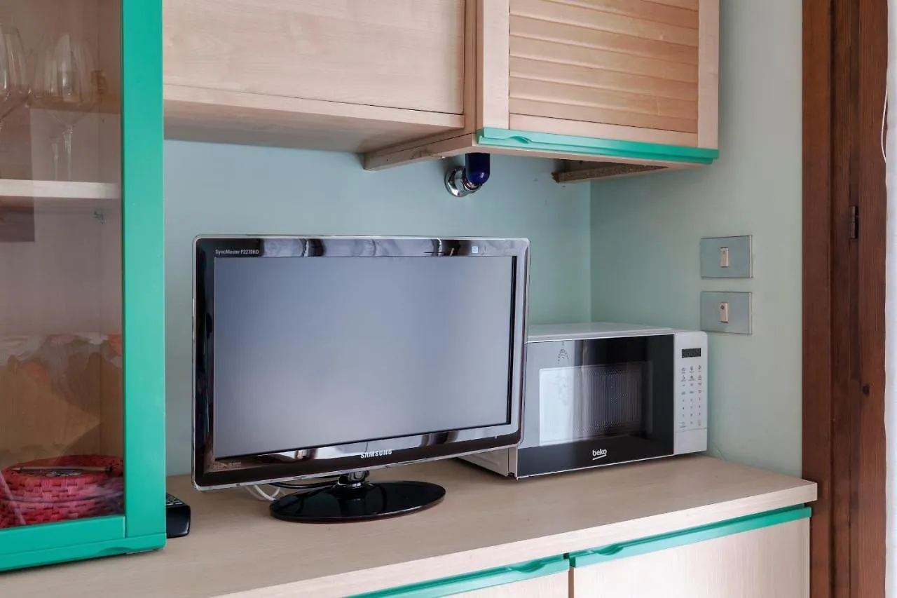 Azzurra Suite - Monolocale Con Piscina E Wifi Sirmione