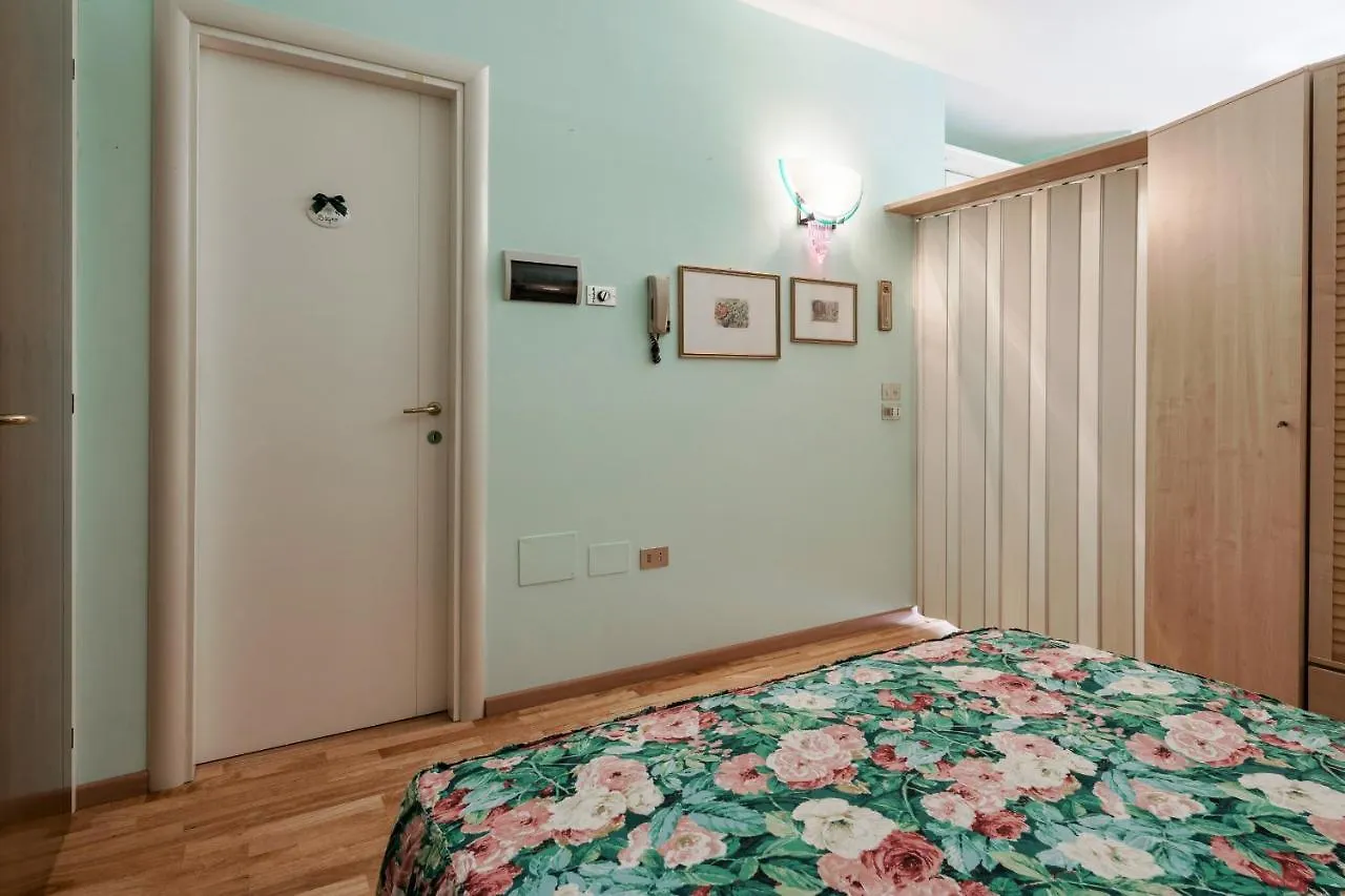 Azzurra Suite - Monolocale Con Piscina E Wifi Sirmione