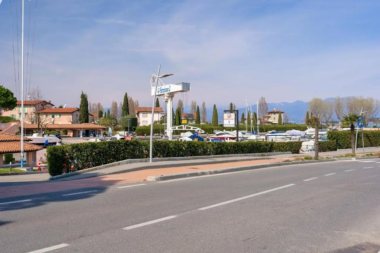 Azzurra Suite - Monolocale Con Piscina E Wifi Sirmione Appartement