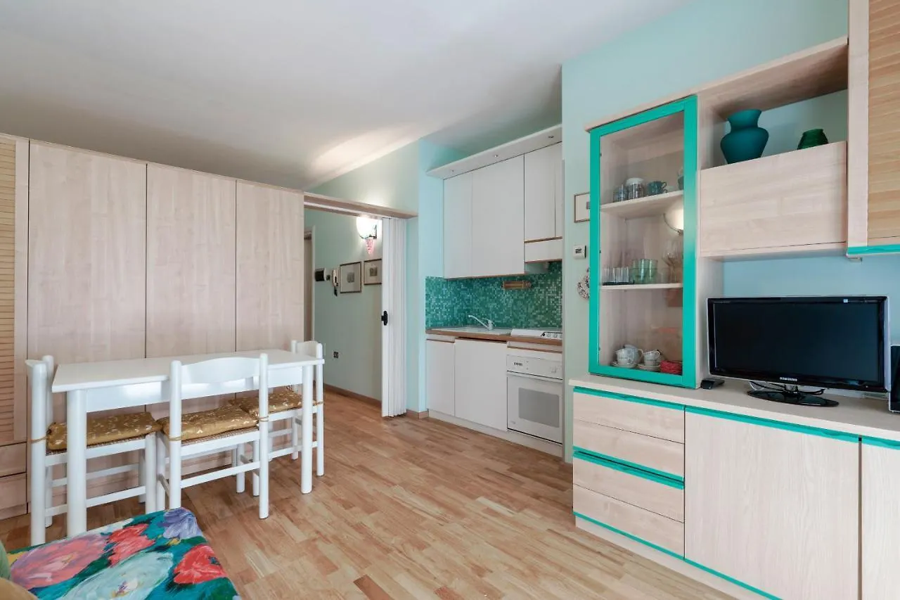 Azzurra Suite - Monolocale Con Piscina E Wifi Sirmione Apartamento